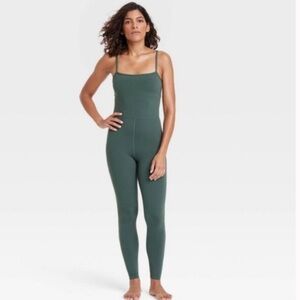 Green active bodysuit